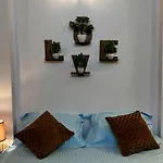 Apartment In Lokhandwala #014