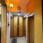Apartment In Lokhandwala #014 *