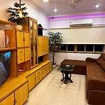 In Lokhandwala #014 Apartment