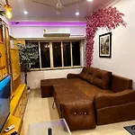 In Lokhandwala #014