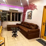 Apartment In Lokhandwala #014 Mumbai