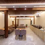 Afotel Mumbai-near International Airport 3*