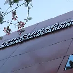 Lodge Chirag Next *