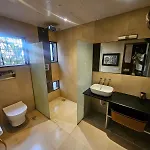 The Beautiful Bollywood 2bhk In Bandra * Mumbai
