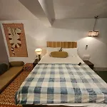 The Beautiful Bollywood 2bhk In Bandra