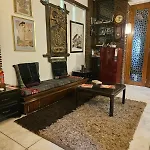 The Beautiful Bollywood 2bhk In Bandra Apartment *