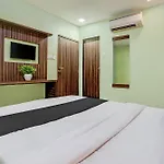 Oyo Blue Sapphire Residency Near Chhatrapati Shivaji International Airport Mumbai