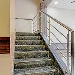 Oyo Blue Sapphire Residency Near Chhatrapati Shivaji International Airport Hotel