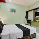 Oyo Blue Sapphire Residency Near Chhatrapati Shivaji International Airport Hotel 3*