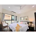 Apartment Kakad Classic 360, 16th Rd, Pali Village, Khar West By Connekt Homes Mumbai