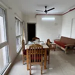 Hotel Pinaki Comfort Malad - Near Nesco & Oberoi Mall