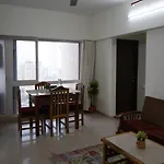 Pinaki Comfort Malad - Near Nesco & Oberoi Mall Hotel 3*