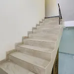 Via Sumit Palace 3*