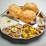 Glitz Priceless-lokhandwala