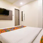 Glitz Priceless-lokhandwala 3* Mumbai