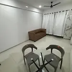 Atithi Homes Luxe Kandivali Apartment *