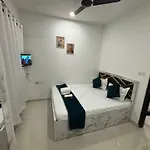 Atithi Homes Luxe Kandivali Apartment *