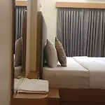 Shine Hospitality Premium 3* Mumbai