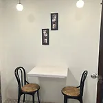 The White 2 Rooms Apt