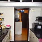 In Centre Homestay Mumbai