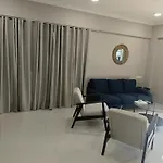 Treat Homes Service Apartment In Bkc Siddhant 401