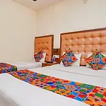 Hotel Fabexpress Emerald