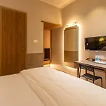 Hotel Reay Road Residency 2*