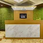 Collection O Lodha Experia Mall Dombiwali Formerly Rr Suites