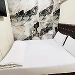 U Life Guest house