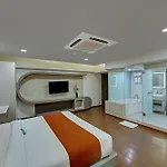 Comfort Metropolis 4*