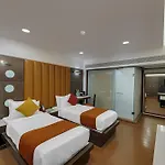 Comfort Metropolis Hotel 4*