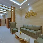 Hotel Comfort Metropolis 4*