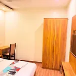 Hotel Cozy T2 Airport 3*