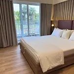 Rudraya Homes - Cozy Premium Serviced Apartments Khar - Next To Bandra