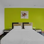 Townhouse Royal Palms Shared Serviced 4*