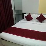 Nishita Residency Hotel 3*