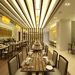 Hotel Genesis Near Airport 4*
