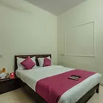 Oyo 6643 Hotel Alfa Regency