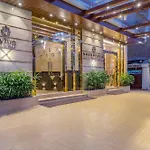 Hotel Comfort Metropolis 4*