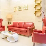 Comfort Metropolis Hotel