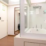 Comfort Metropolis Hotel 4*