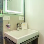 Hotel Comfort Metropolis
