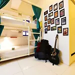 Gostops Lite Hostel Mumbai