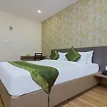 Ocean Hotel 2*