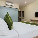Hotel Ocean 2*