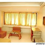Arma Executive Hotel 2*