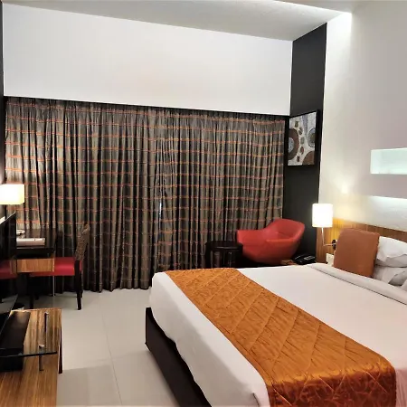 Hotel Satkar Residency 4*