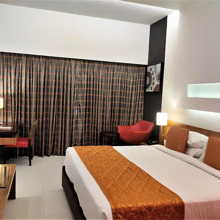 Satkar Residency Hotel 4*