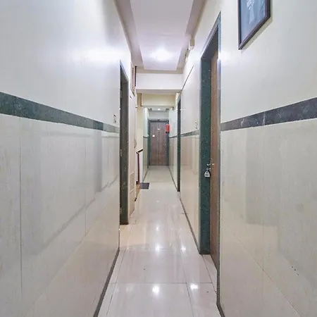 Hotel Fabhotel Galaxy Mumbai