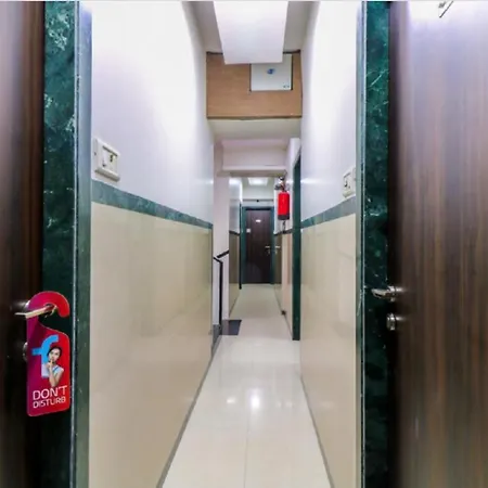 Fabhotel Galaxy 3* Mumbai